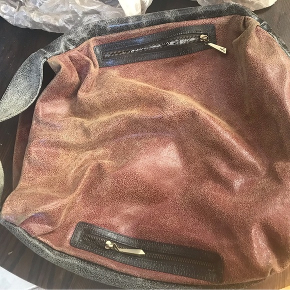 Bryan Nicole Large Tote style Bag! - Picture 4 of 7